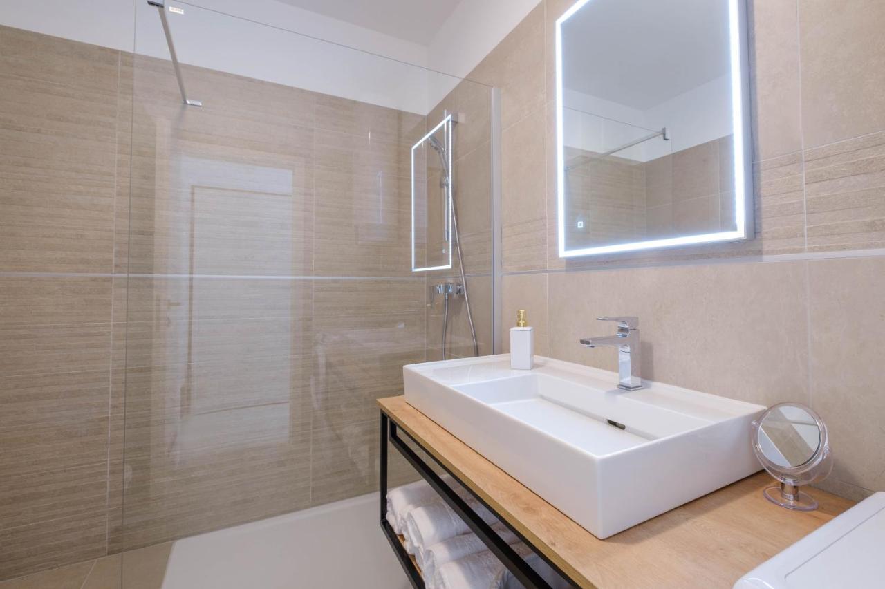 Mb Luxury Apartments Zadar Bagian luar foto